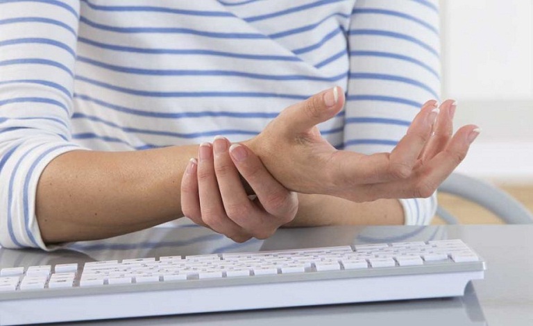 Những điều cần biết về viêm khớp cổ tay